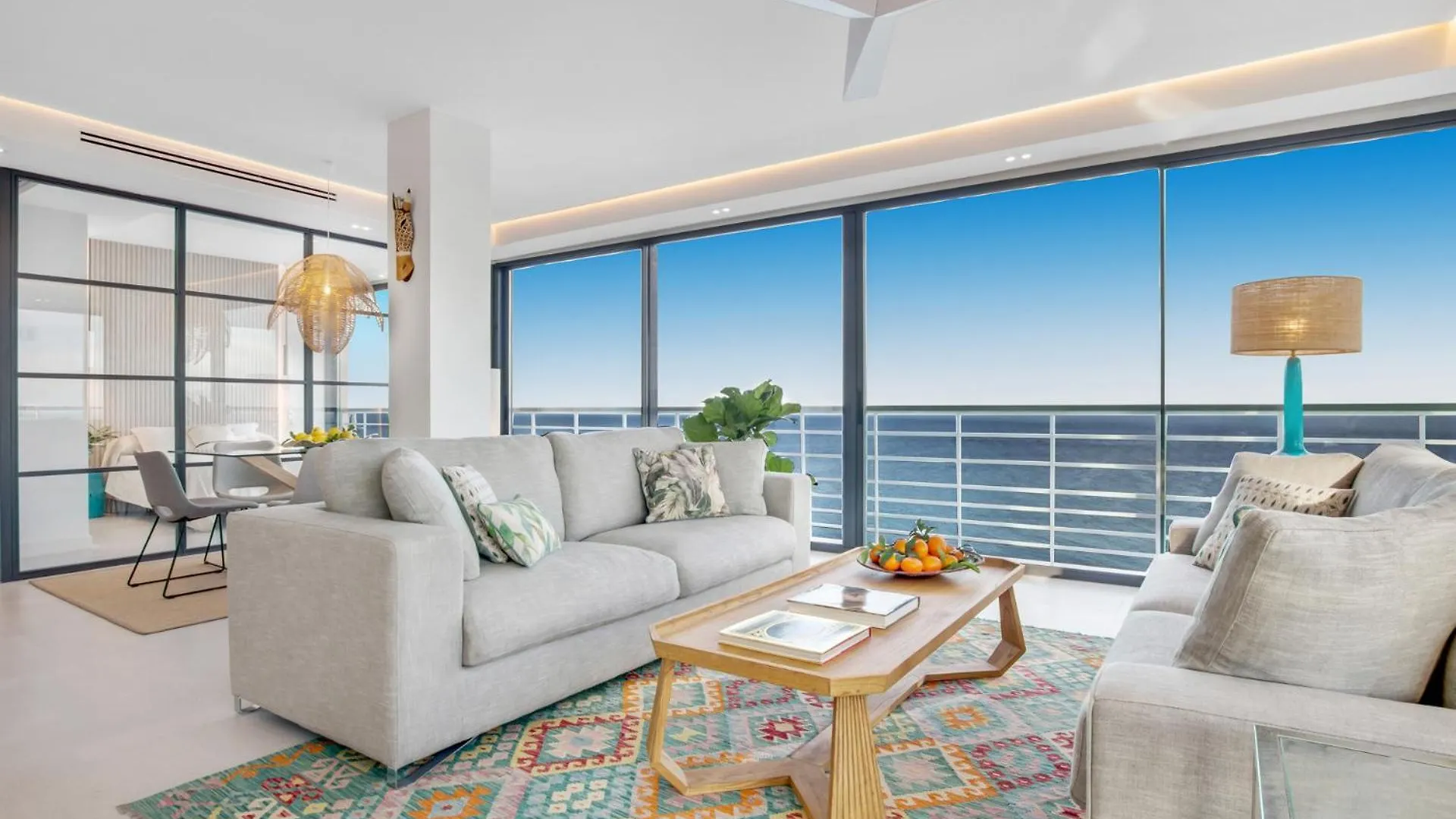 Exclusivo Apartamento Con Increibles Vistas Al Mar توريمولينوس شقة