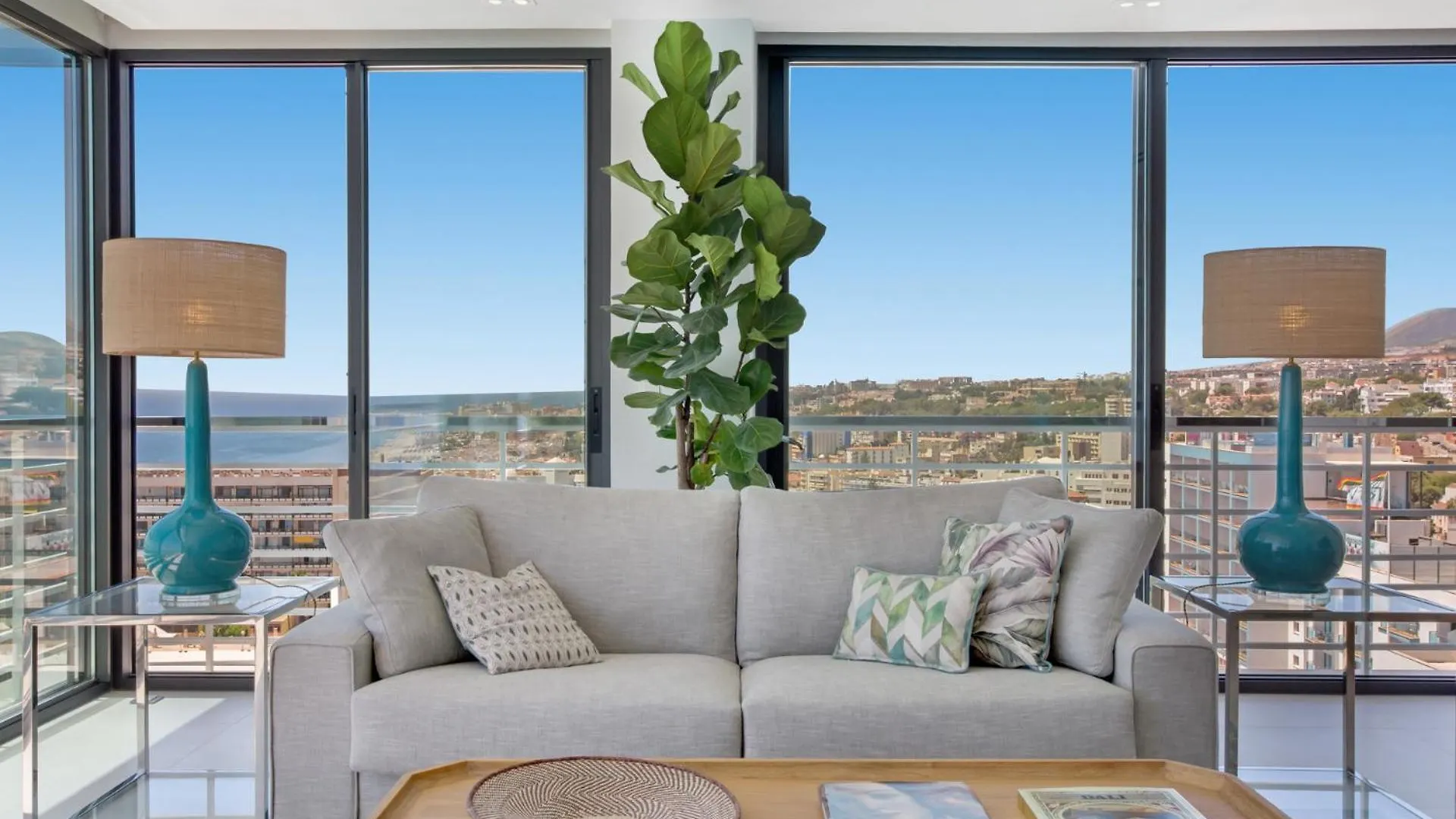 Exclusivo Apartamento Con Increibles Vistas Al Mar Τορρεμολίνος